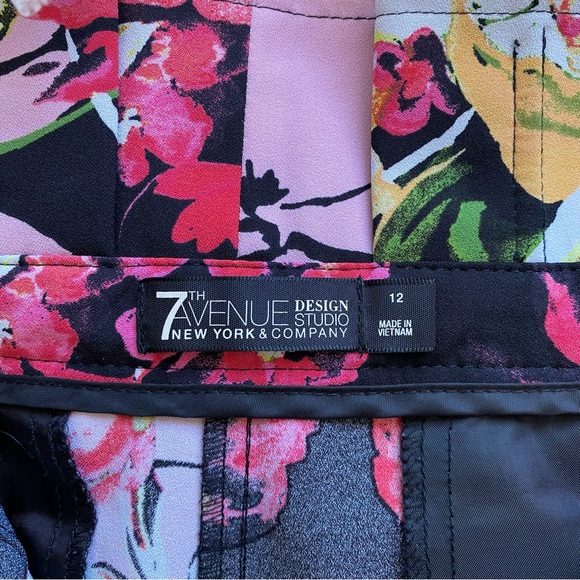 7th Avenue Design Studio New York & Company Floral Print Pants - Picture 6 of 8
